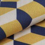 Cubique jaune et bleu